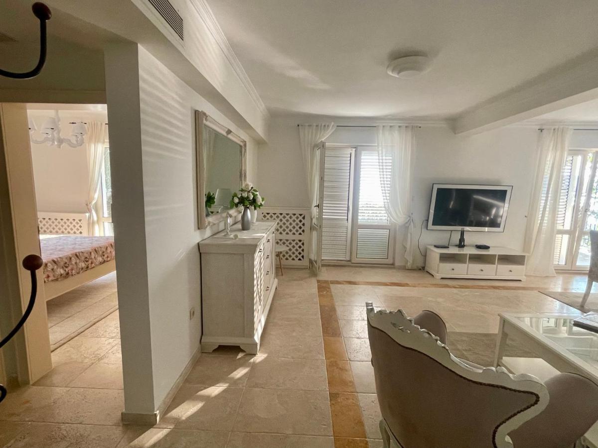 Apartments St Stefan Sveti Stefan Eksteriør billede